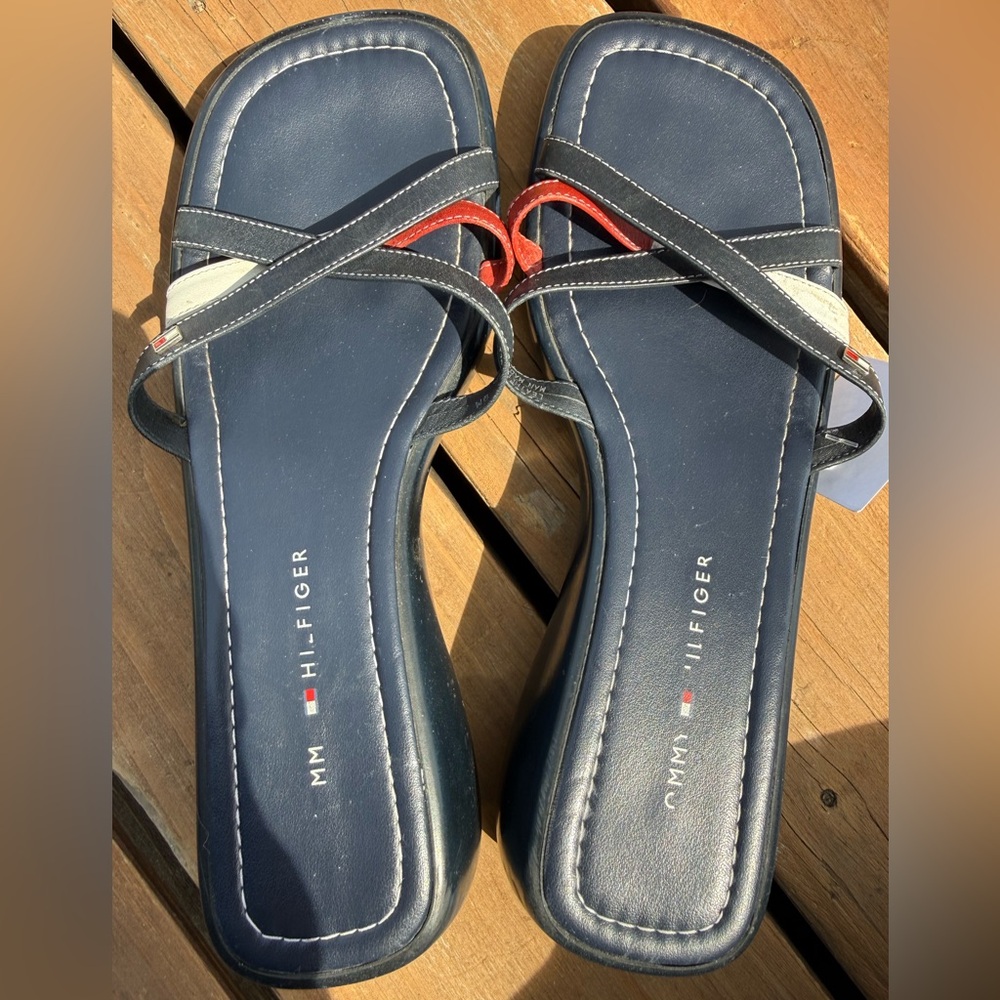 Tommy Hilfiger vintage-style slide sandals - Picture 4 of 6
